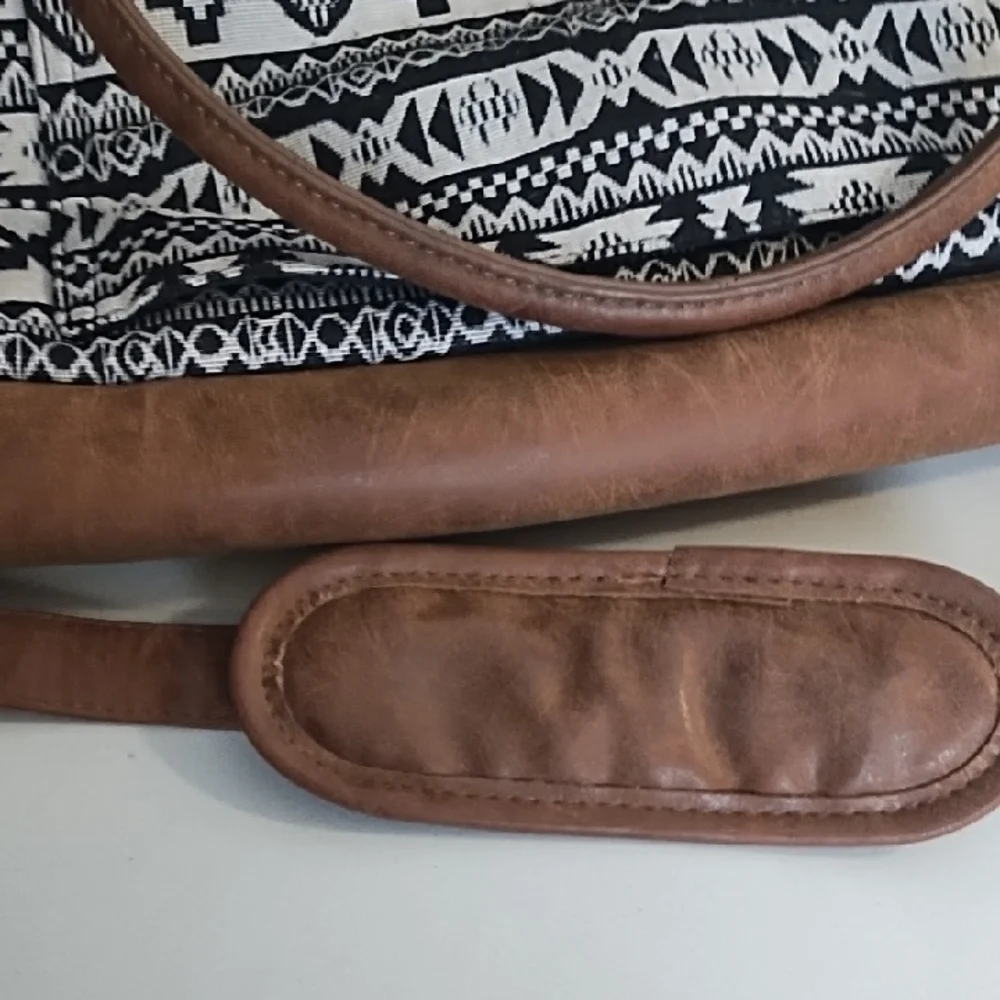 Travel Carry On Bag Brown with Black & Ivory Woven Texured Pattern Bag Large